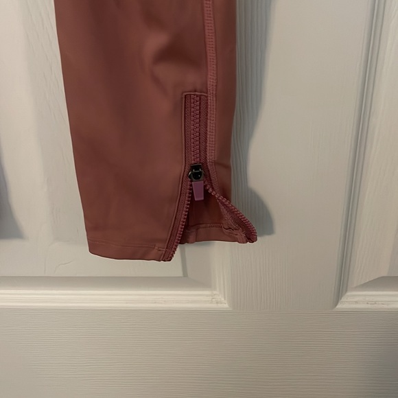 Fabletics work out leggings - Picture 3 of 4